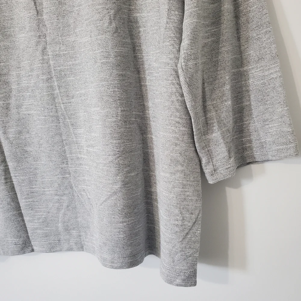 ZENERGY Chicos Gray Sparkle Rhinestone Metallic Top Blouse Womens 2 Large FLAW - Picture 9 of 15